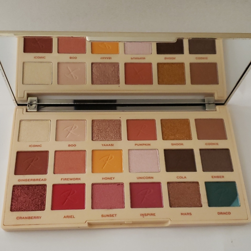 Pallet - Picture 3 of 7